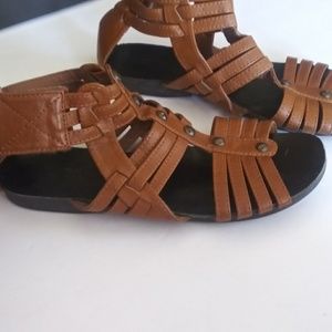 🍒 Bongo "Zandra" gladiator strappy sandals